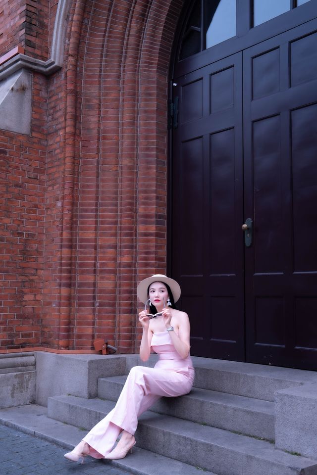 外灘源街拍 | 時光交錯的鏡頭美學