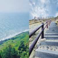 青島私藏秘境！靈山島2天1夜避世攻略：懸崖燈塔×橘子海日落"