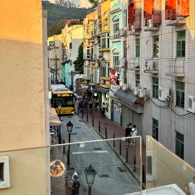 官也街挖到寶！葡式獨棟餐廳歎日落晚餐🌆