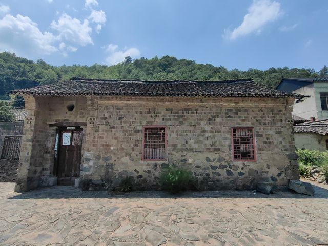 河南新縣錢大灣古村