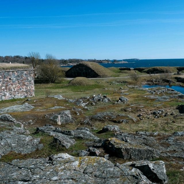 🌊 A Day Trip to Suomenlinna: Helsinki’s Seaside Time Capsule