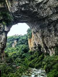 織金大峽谷——溶洞，峽谷，暗河，瀑布融為一體的奇觀