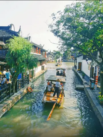 誰說上海沒古鎮？朱家角1日遊攻略陰雨天也超有feel