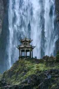 絕美瀑布打卡地