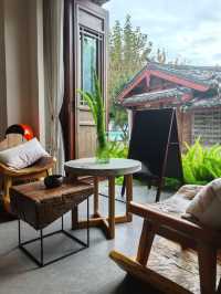 麗江又下雪了，冬日裡的樸致更溫暖。