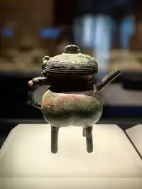 外面基礎,裡面就不基礎——山西青銅博物館