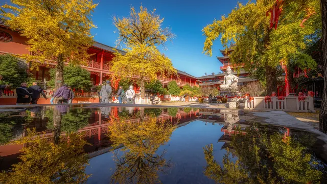 入了秋,南京便成了金陵 入了秋,南京便成了金陵