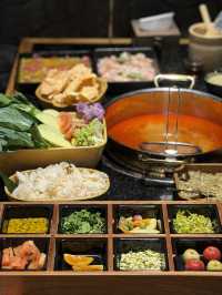 北京也能吃到現舂的！雲南野果酸湯火鍋，一口酸到景邁山