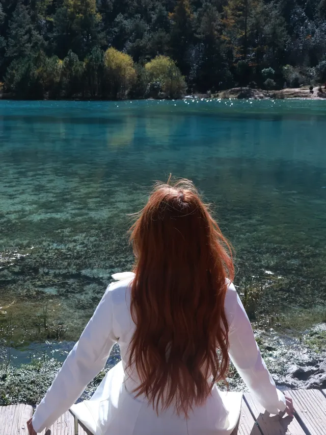 玉龍雪山雲杉坪藍月谷一日遊來了