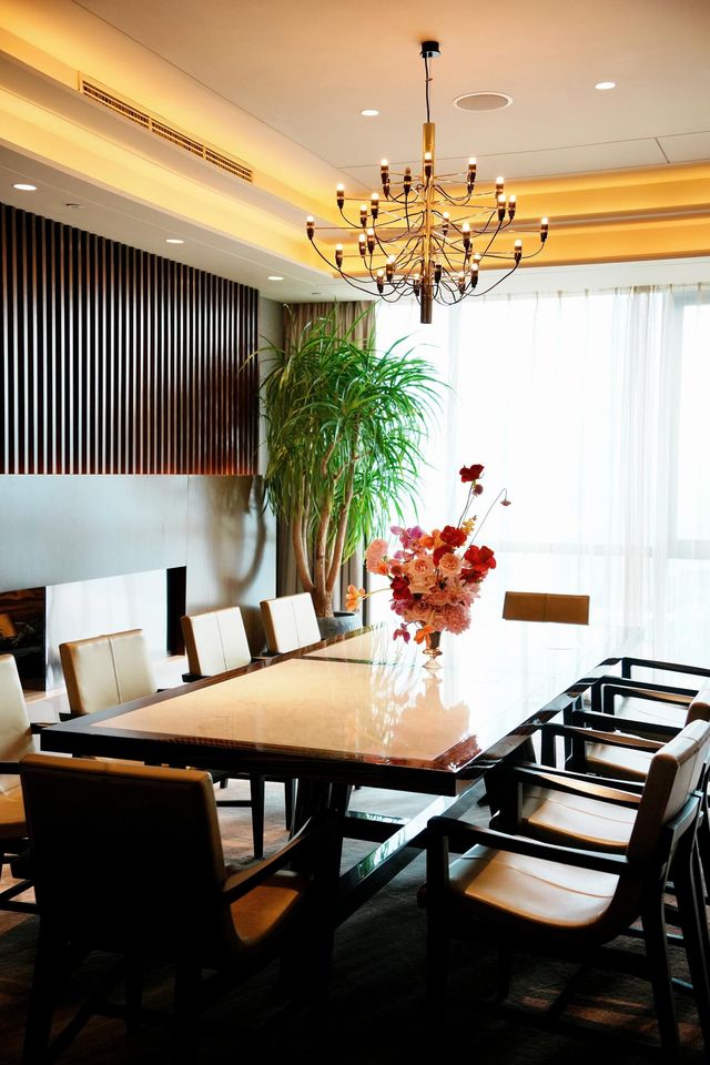 福田CBD高空草坪婚禮把浪漫焊在細節裡！