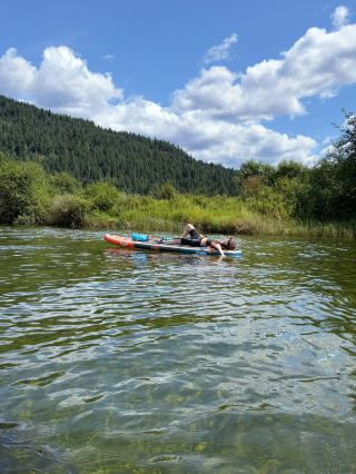 バンクーバー夏の遊び方｜ボート漕ぎ＋ハイキング Widgeon Falls