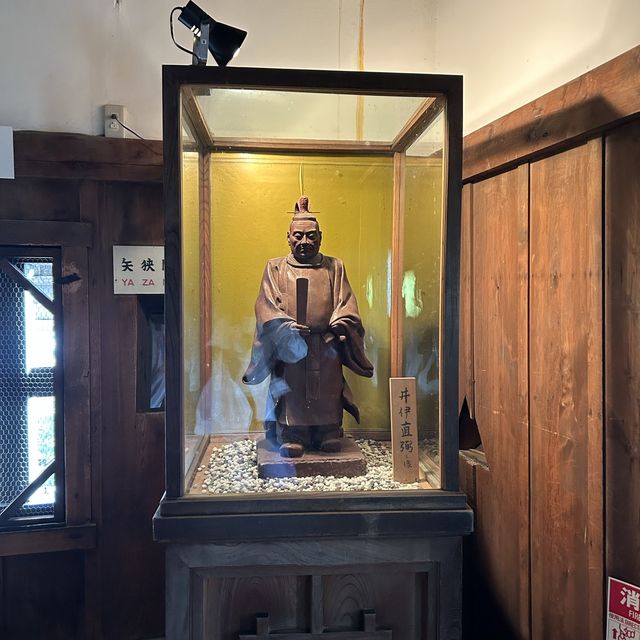 在古堡上鳥瞰古鎮
