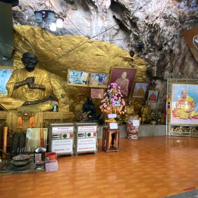 วัดถ้ำเสือ วัดดังเมืองกระบี่