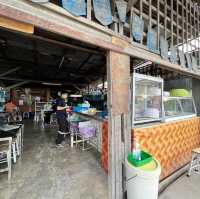 ข้าวมันไก่เจ้าดัง สันป่าตอง