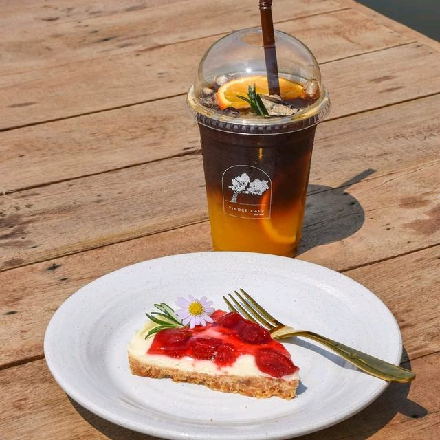 🍛🍛ร้านอาหาร คาเฟ่ พักผ่อน ครบจบในที่เดียว 🐳🐳