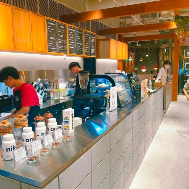 Niko and...Coffee , Siam Square Soi 5