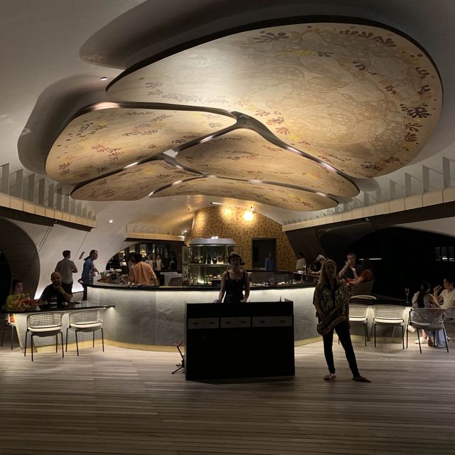 Whale Bar, St Regis Maldives