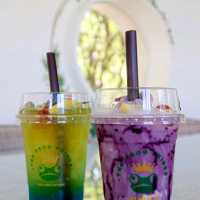 The Frog Prince Cafe & Eatery  🐸👑
คาเฟ่สวย อาหารอร่อย กิจกรรมเพียบ ✨
 