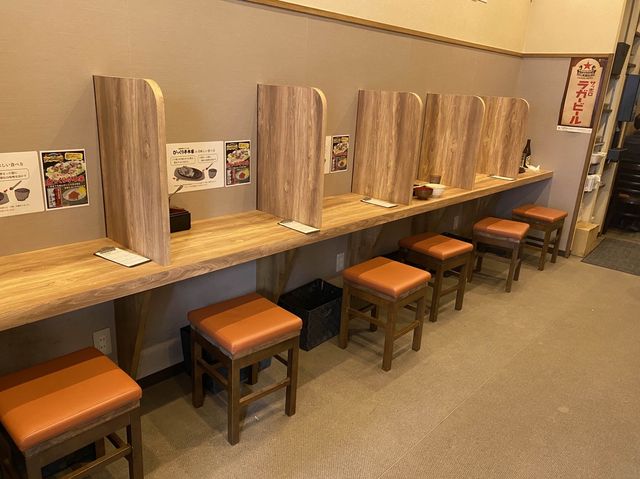 福岡・赤坂。福岡の愛される味です。創業昭和38年『びっくり亭本家 赤坂店』