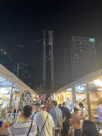 Jodd Fairs จ๊อดแฟร์ ถนนคนเดินย่านรัชดา พระราม9