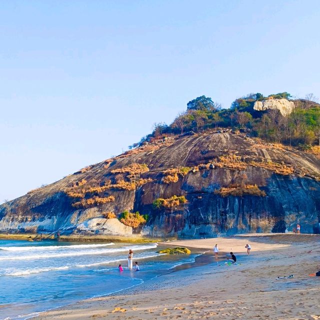 หาดทรายน้อย