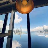 香港君悅酒店，一眼飽覽中環及九龍絕美海景
