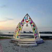 放暑假，來八里左岸公園玩