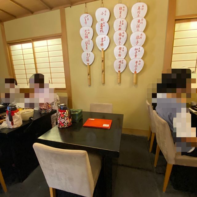 京都！ぎおん徳屋のお番茶のかき氷980円は番茶なのに甘みありでもレモンでさっぱりして美味しいかき氷