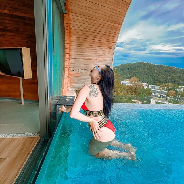          Crest Resort & Pool Villas Phuket
