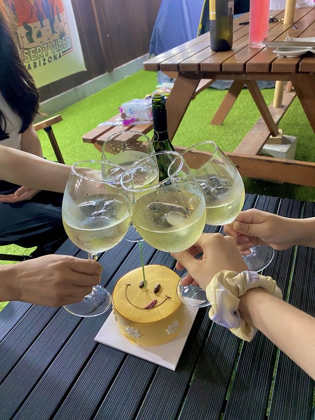 서울 홍대에서 친구들과 파티를 하고싶다면 더옥탑🎂🎈