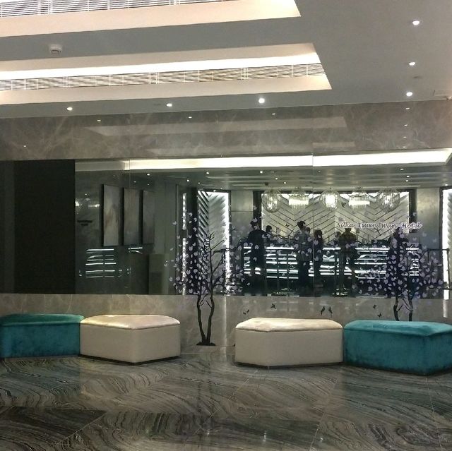 葵涌和宜合道荃灣絲麗酒店