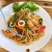 ครัวแพรทอง