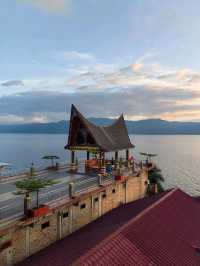Budget hotel with a stunning view @Samosir Island 