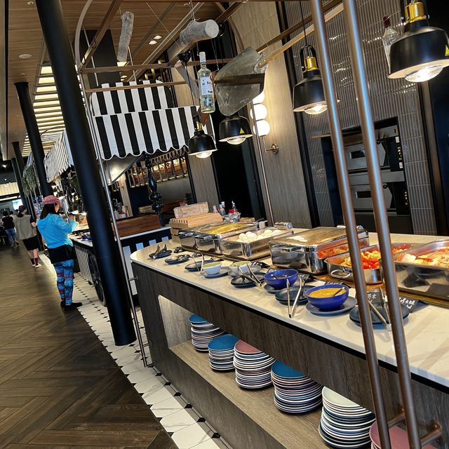逸市集 (桃園和逸飯店自助晚餐)