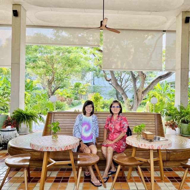 เวลาแห่งความสุขที่ The Standard Hua Hin