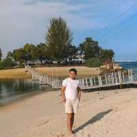 Enjoying a quiet beach atmosphere on Sentosa 