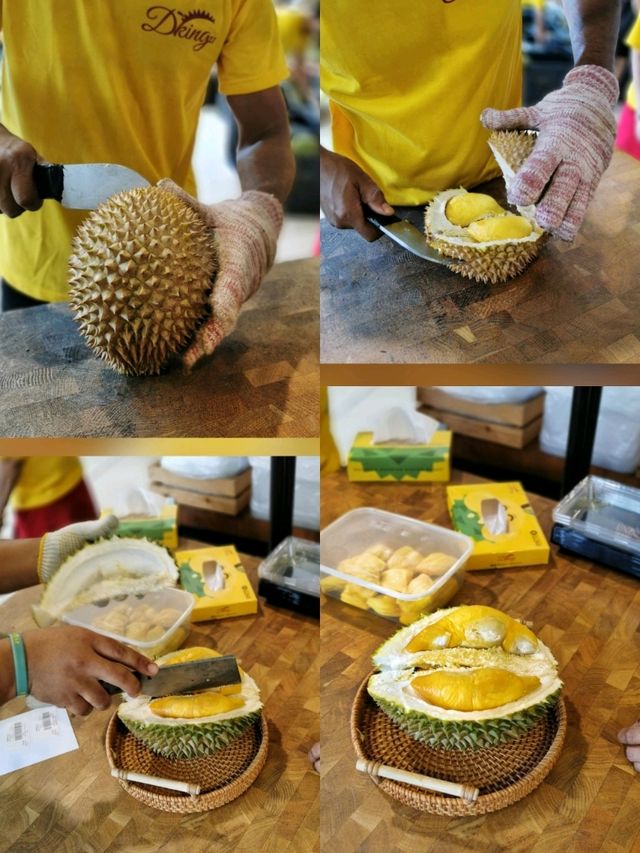 A delightful Durian Fest in SS2! 