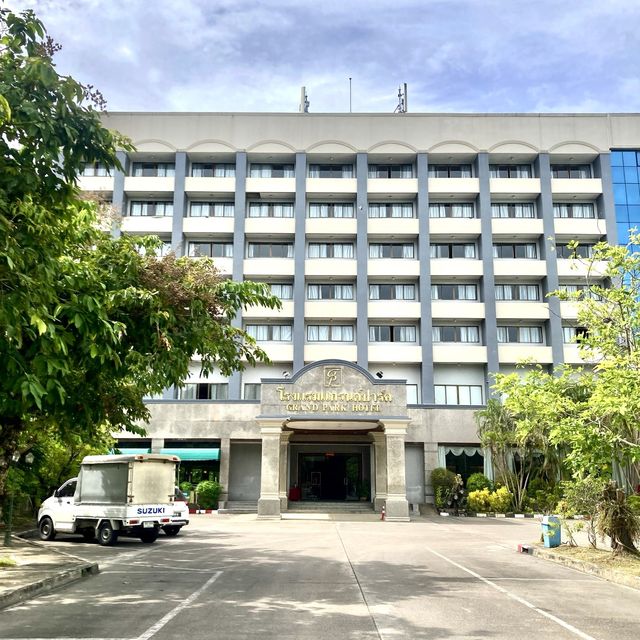 Grand Park Hotel