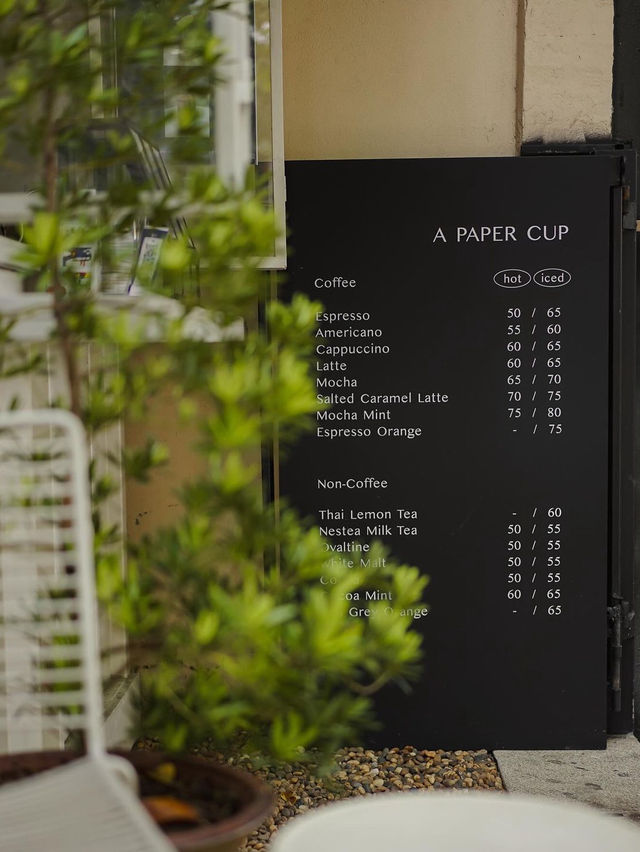 CUTE TINY COFFEE SHOP IN THAILAND 🇹🇭 