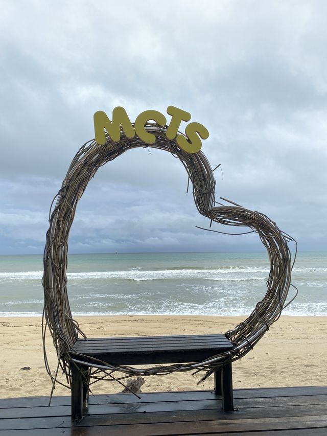 Amazing place by the beach! 