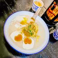 พากินข้าวต้มร้าน เจินหลิง ภูเก็ต 