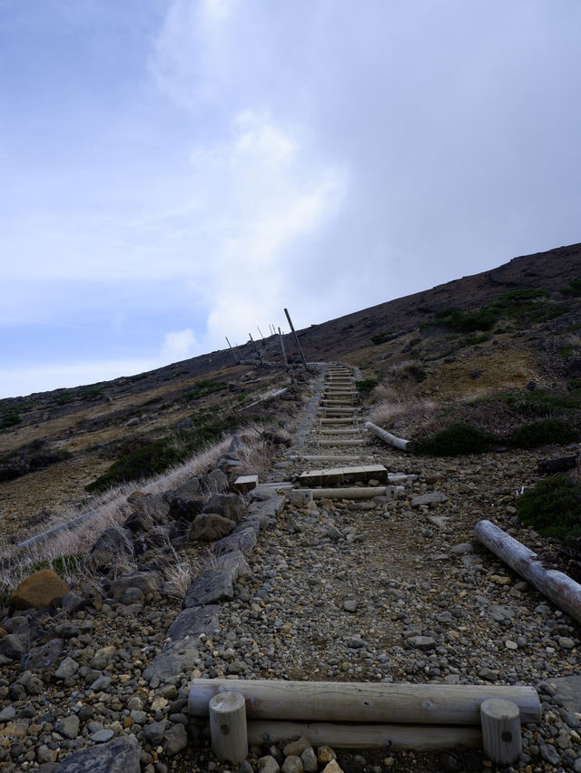 日本行山路線推薦，藏王御釜火山湖