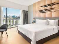 Greenery stay at Parkroyal Marina Bay