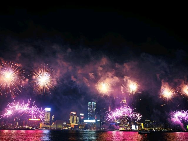 【2024年農曆新年】煙花匯演，必去景點！🎆攻略