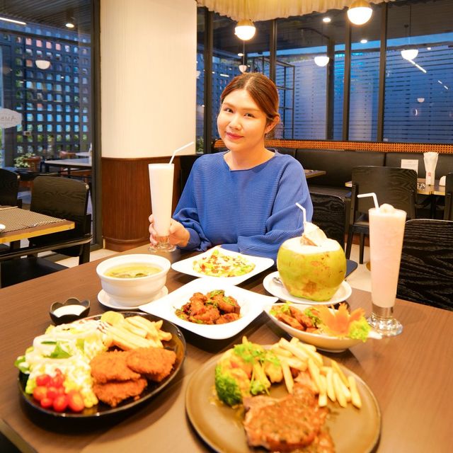 รร.ใกล้BTS หารกันหลักร้อย Hotel Amber Sukhumvit 85