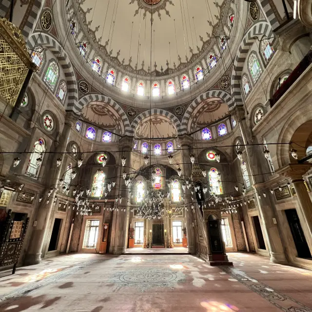 Laleli 🕌 