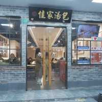 上海美食篇~皮最薄又多湯汁的小籠包