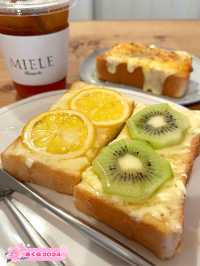 【福岡カフェ】天然はちみつ専門店のトーストとソフトクリームがおいしい🍯🐝