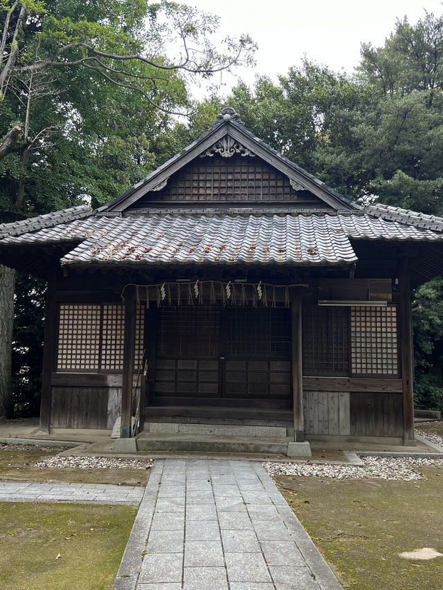 【北九州神社】逆立ちの狛犬がで使えてくれる神社