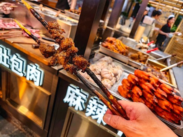 Culinary Gems of Xi’an: Must-Try Foods in the Muslim Quarter.